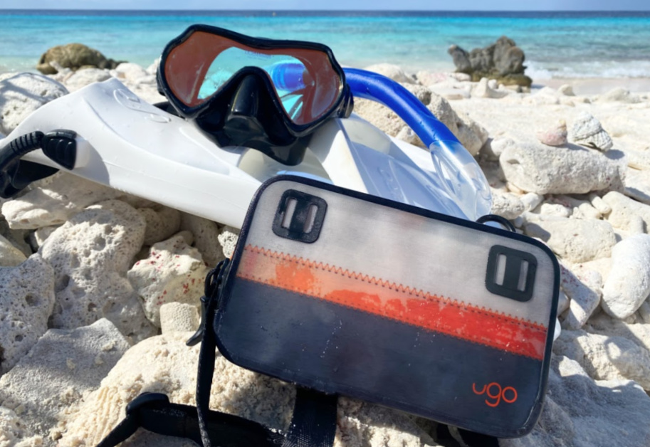 Best Waterproof Bag for Snorkeling: Expert Snorkeler's Review - Enriching Pursuits Best Waterproof Bag for Snorkeling: Expert Snorkeler's Review - Enriching Pursuits